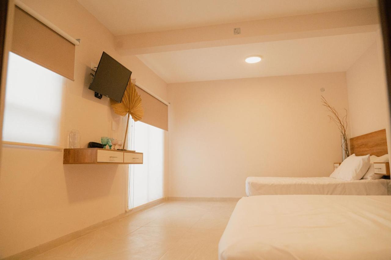 Hotel Fratelli Aguascalientes Bagian luar foto