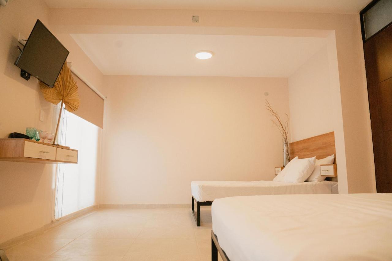 Hotel Fratelli Aguascalientes Bagian luar foto