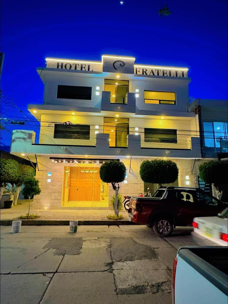 Hotel Fratelli Aguascalientes Bagian luar foto