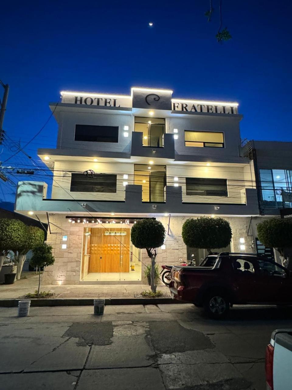 Hotel Fratelli Aguascalientes Bagian luar foto